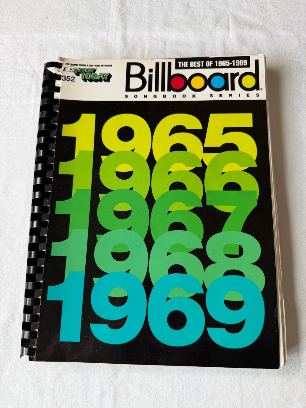 Billboard Best of 1965-1969 Songbook EZ Play Today #352 Beatles Doors Vintage